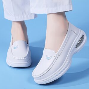 Lightweight Women's Nurse-Style Slip-On Loafers